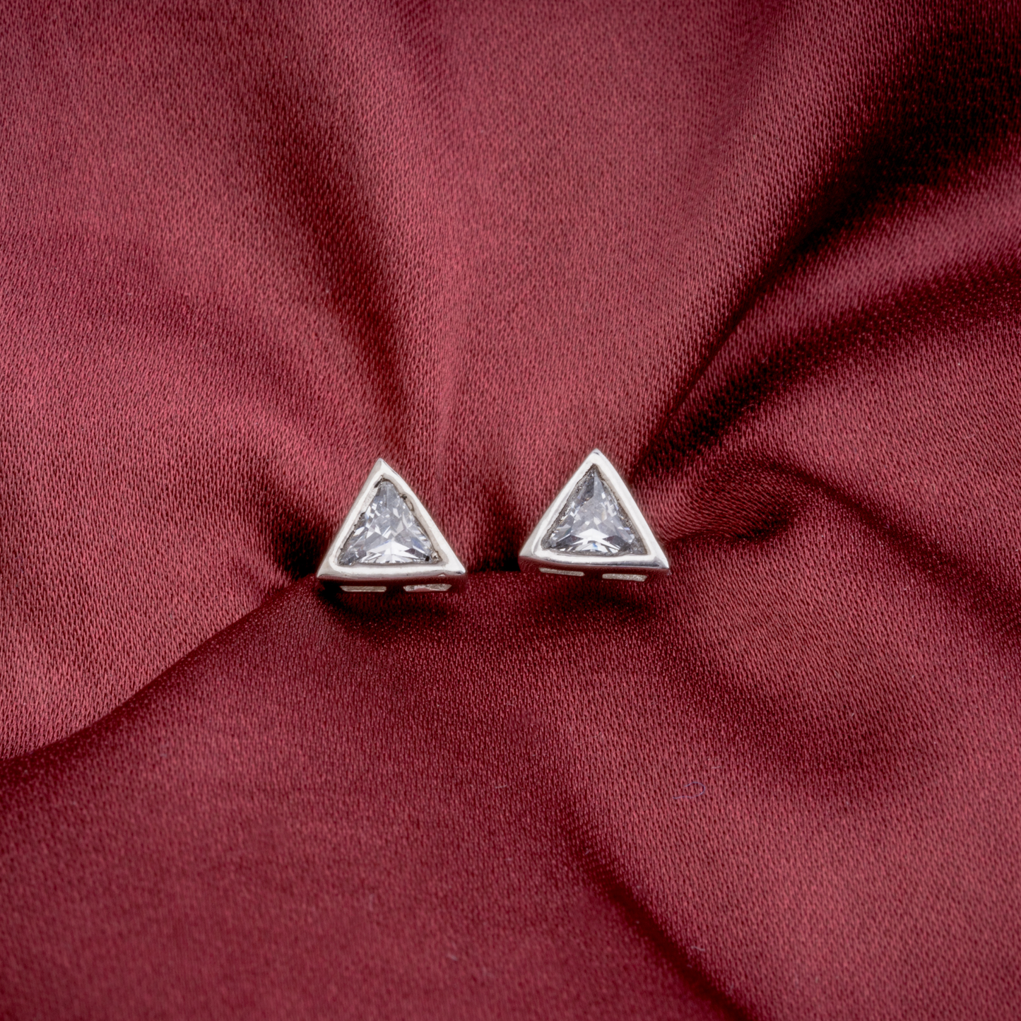 Delta Dazzlers Stud Earring