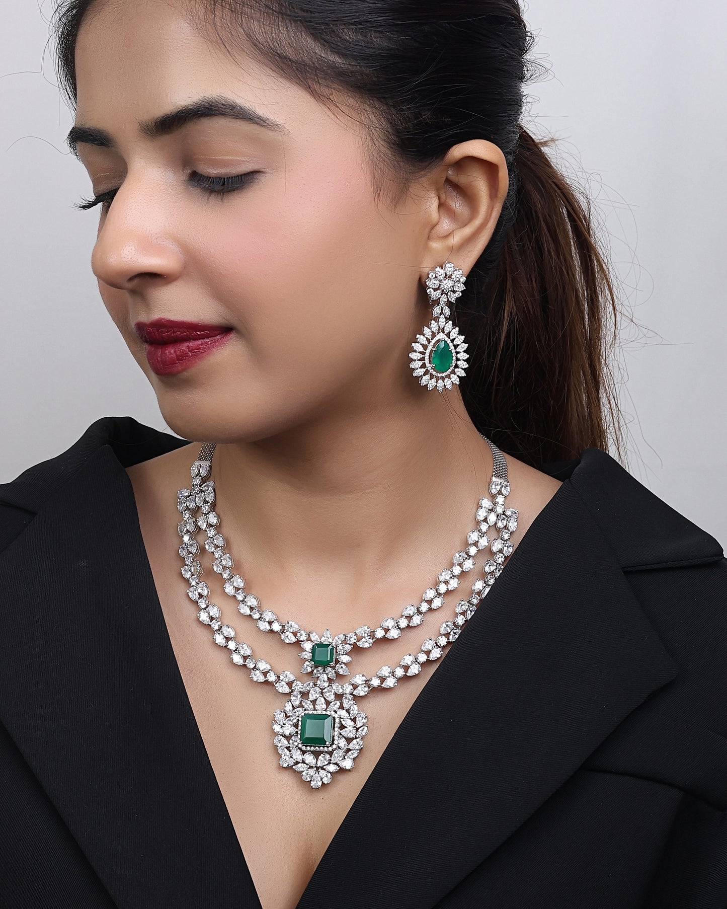 Asmaan Green Stone Necklace Set