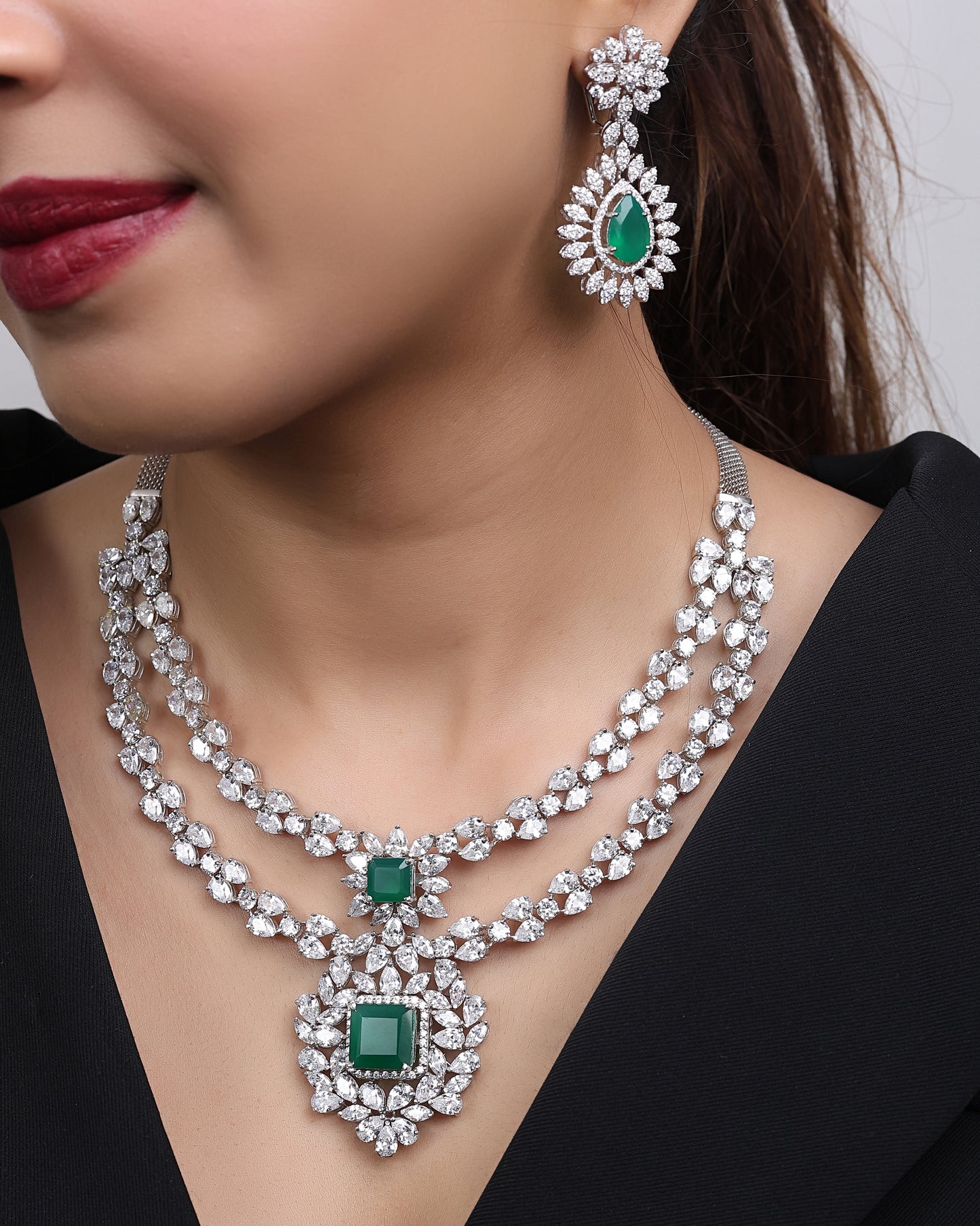 Asmaan Green Stone Necklace Set