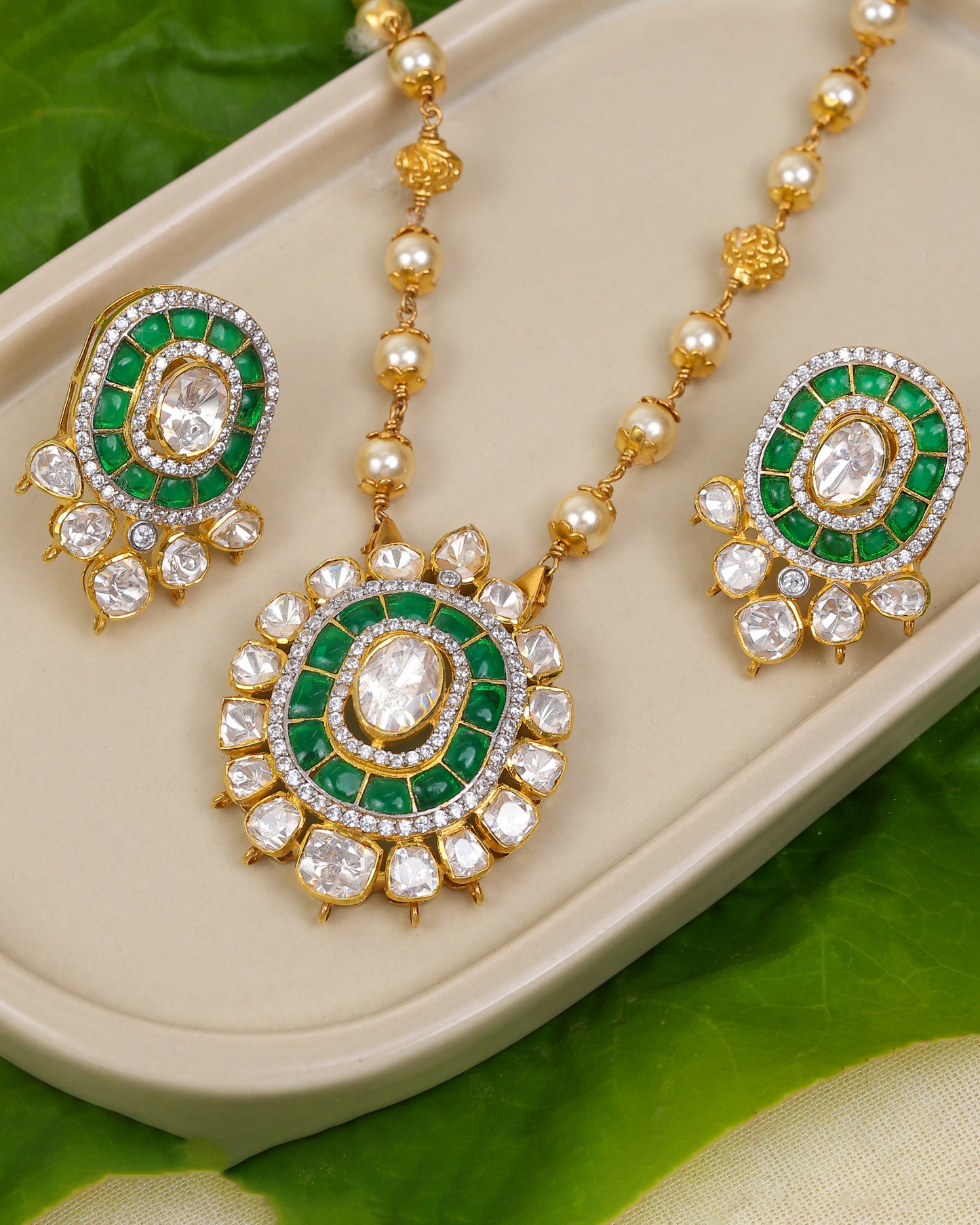 Asma Green Stone Necklace Set