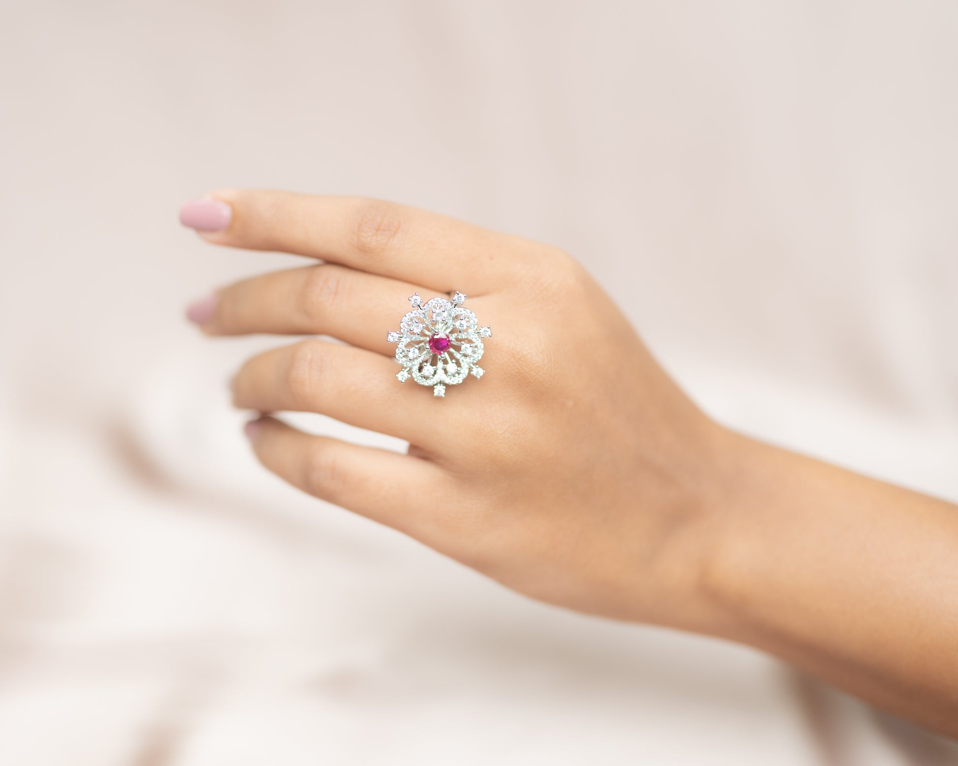 Etah Rings Etheral Petal Ring – SolbyBodh