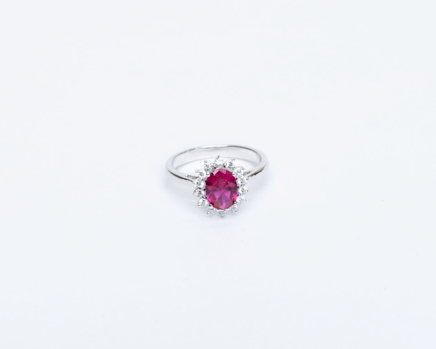 Royal gemstrone ring