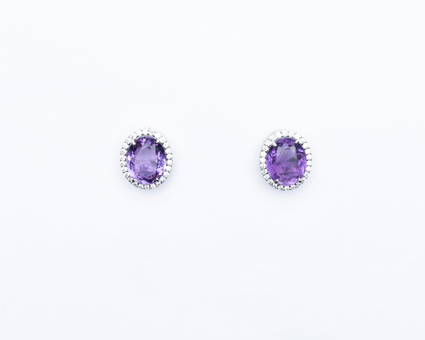 Royal Dew Stud Earring